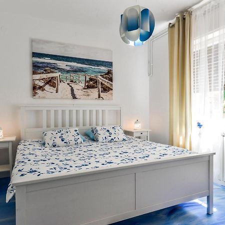 אומאג Apartment Dora מראה חיצוני תמונה
