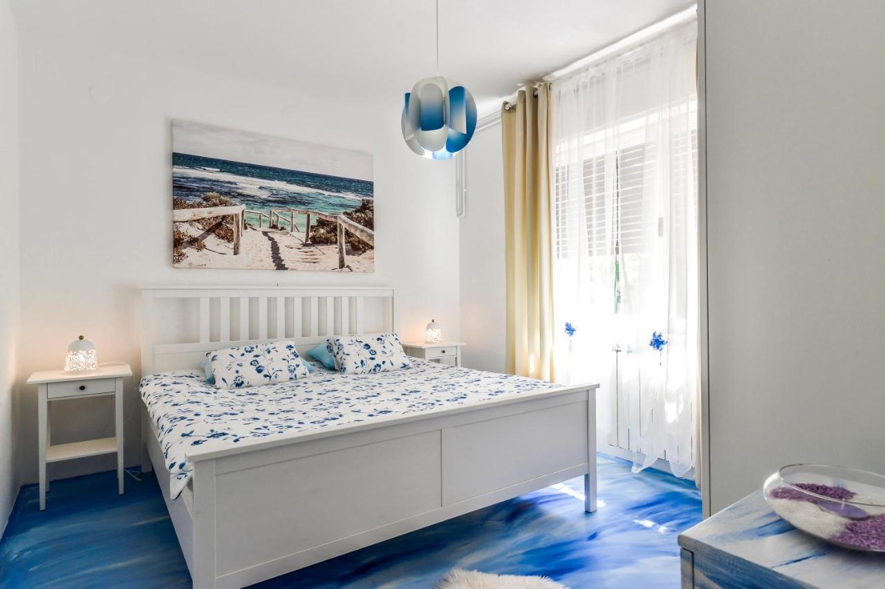 אומאג Apartment Dora מראה חיצוני תמונה