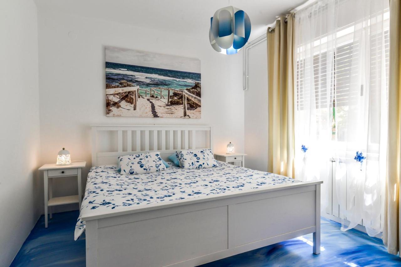אומאג Apartment Dora מראה חיצוני תמונה