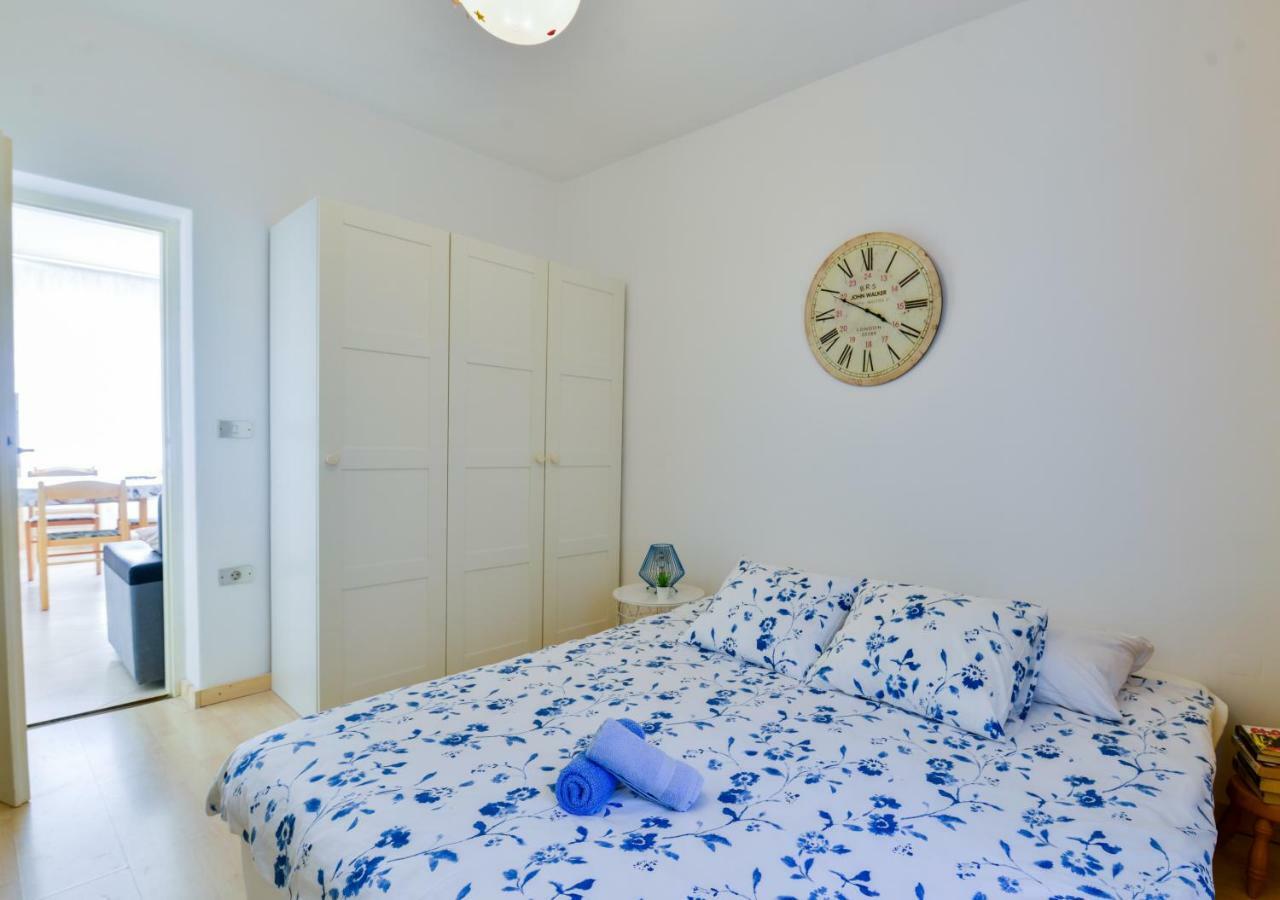 אומאג Apartment Dora מראה חיצוני תמונה